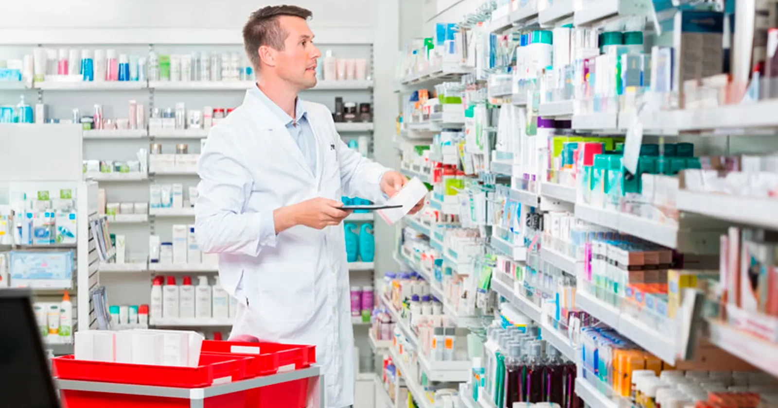 Imagem do curso Técnico auxiliar de Farmácia - Nível IV